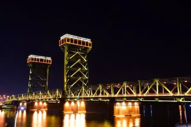 「滨海鲜闻」夜太美，我们“城会玩”！这一定是你不认识的滨海