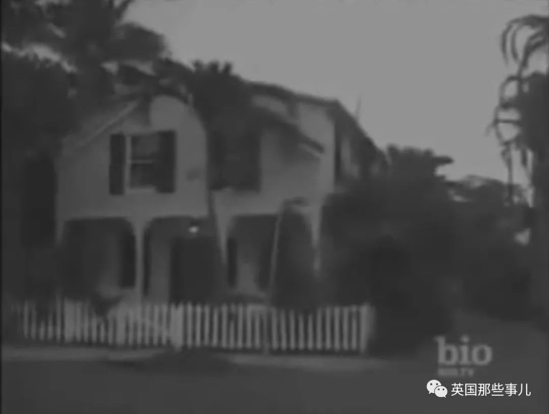 一心要和梦中姑娘在一起……而当姑娘离世后，他突然诡异了起来……