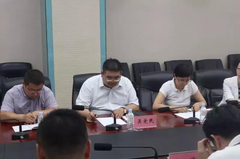 省政府法制办张波副主任一行莅临我委检查指导工作