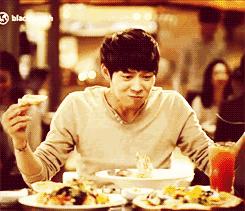 随便一出门就可以买到的好吃美食,好吃又便宜的进口小零食