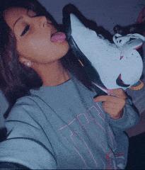 硬汉装逼新技能——舔个鞋子!看完的人都偷偷试了一下!