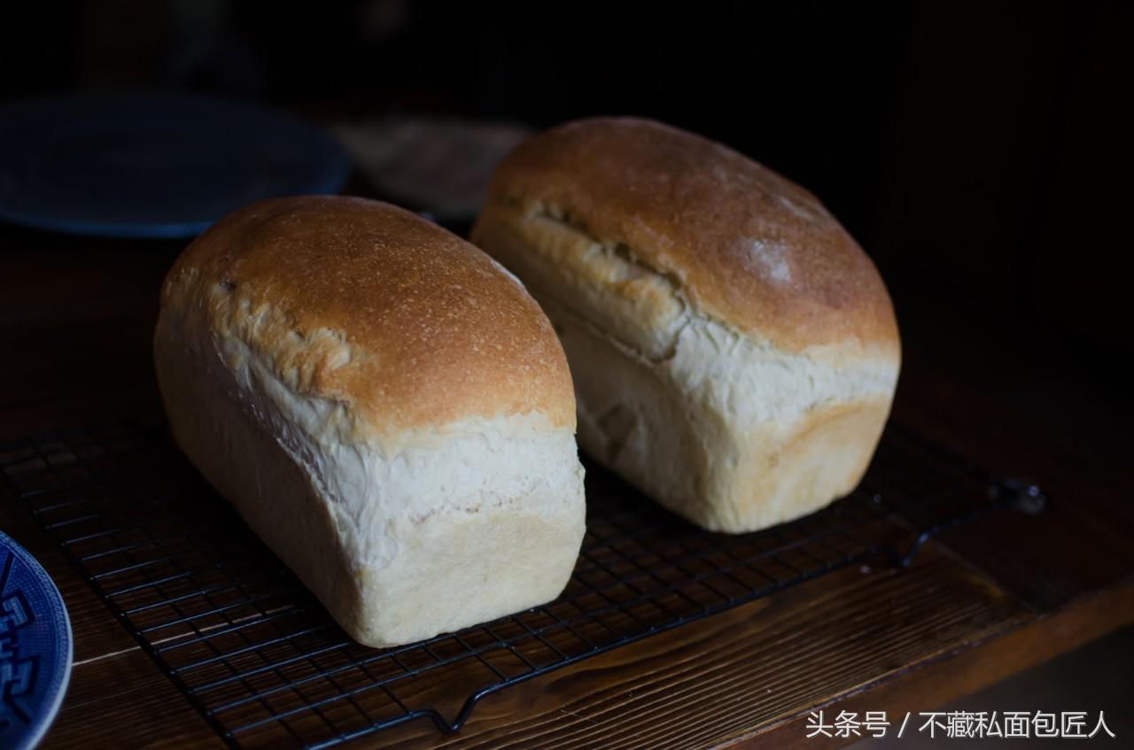 为什么自己做的吐司口感很扎实,好吃到爆的又柔软细腻的酸奶吐司