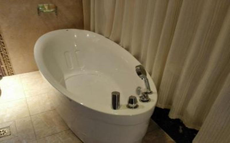 怀孕狗狗洗澡时需注意的事项,怀孕后洗澡洗头怎么洗