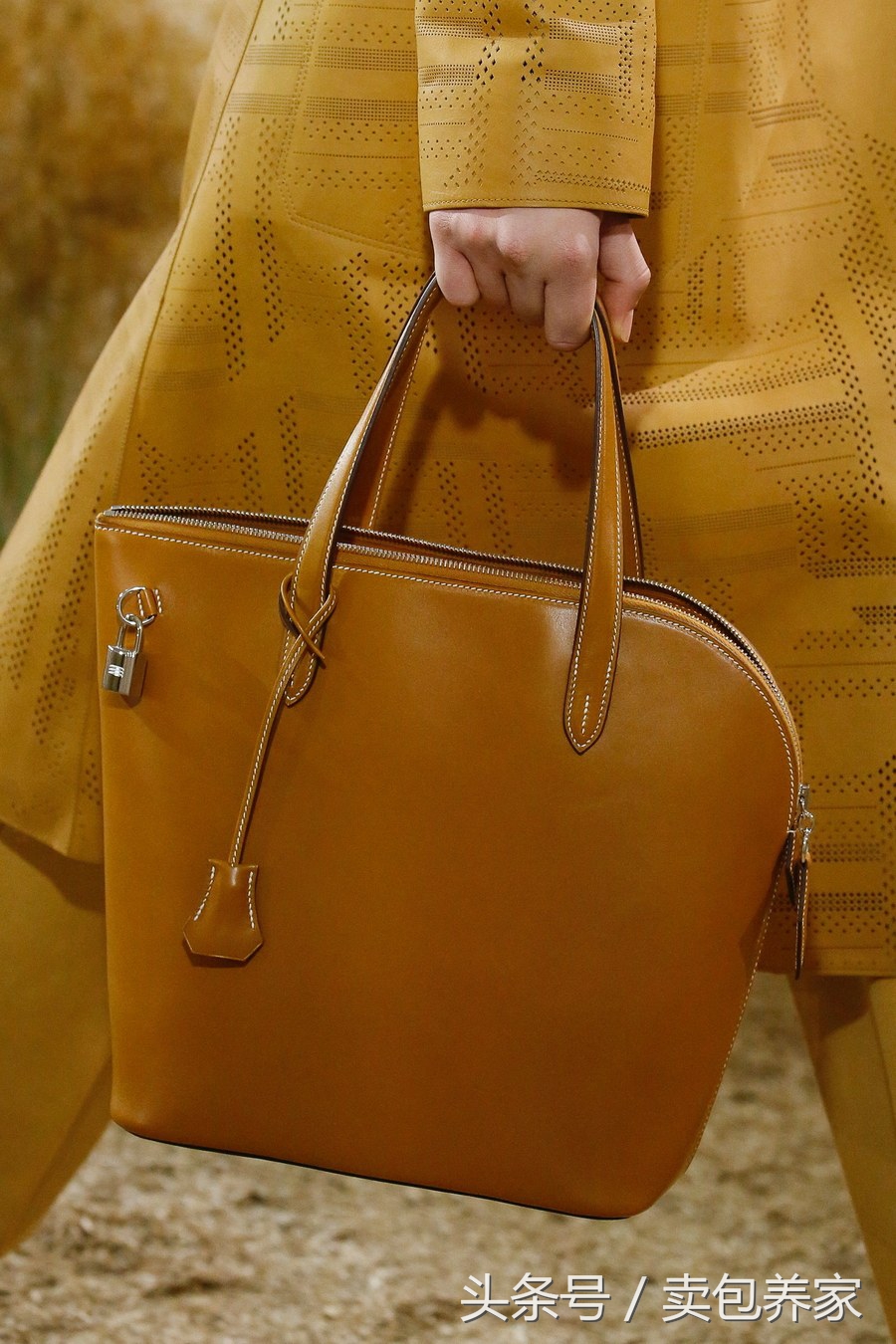 lv价格低的单品,lv价格离谱