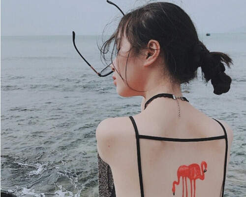 “不雅纹身”、“赚外快”成实锤，王者荣耀主播究竟怎么了？