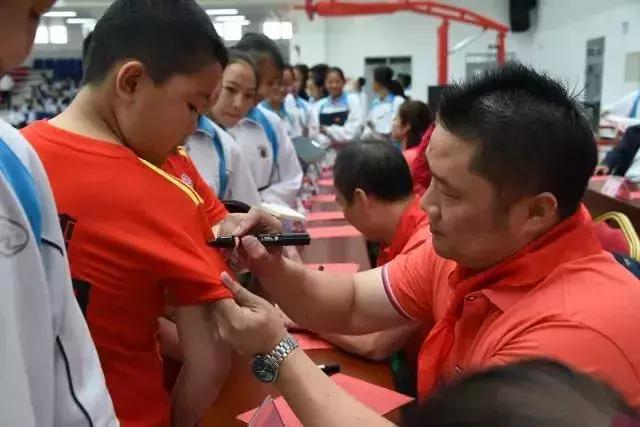 奥运冠军来燕京理工学院,奥运冠军来了吗