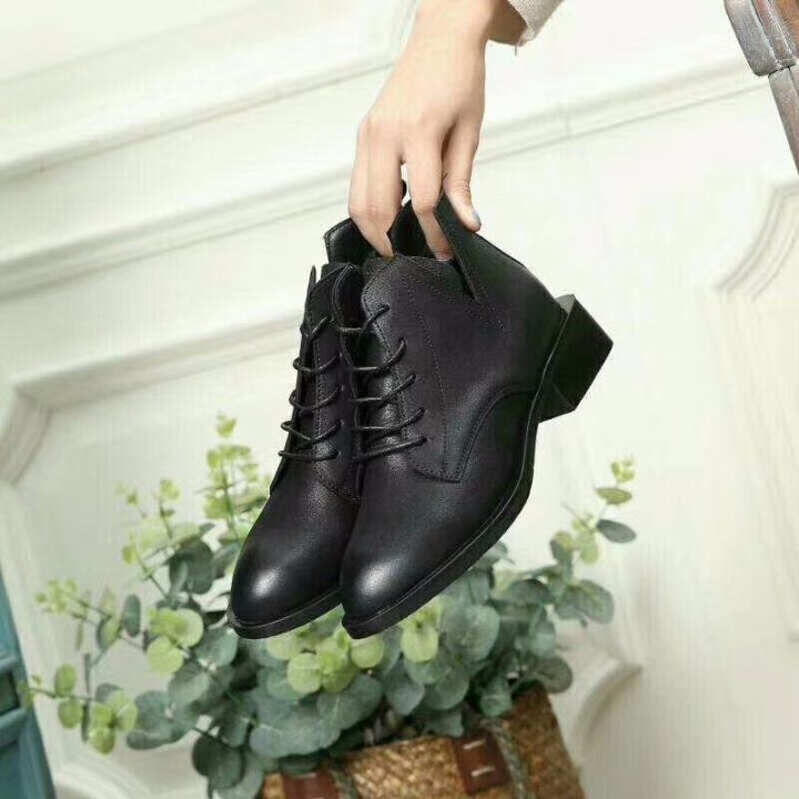 鞋磨脚后跟小妙招怎样使鞋子不磨,鞋子磨脚处理的简单方法图片