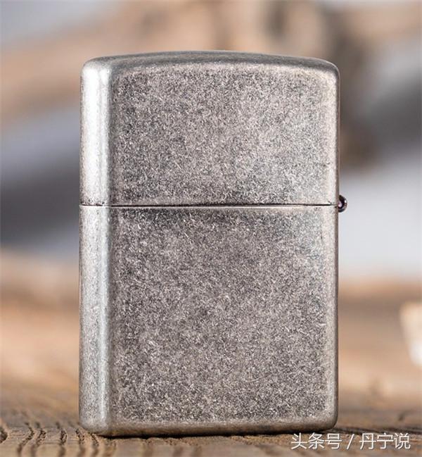 zippo打火机二战经典黑裂,收藏二战德军打火机