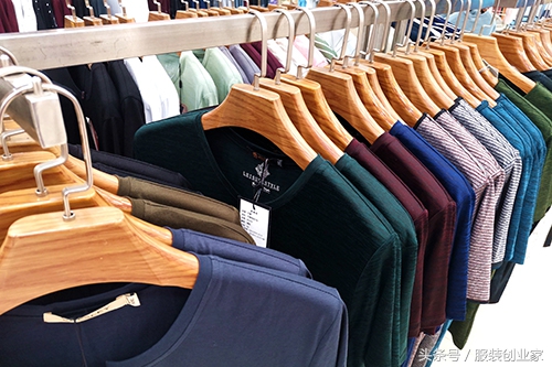 服装店实体现在有多难做,今年的服装店生意太难做了