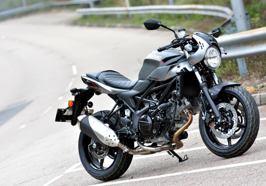 铃木2018款SV650X试驾复古V缸街跑