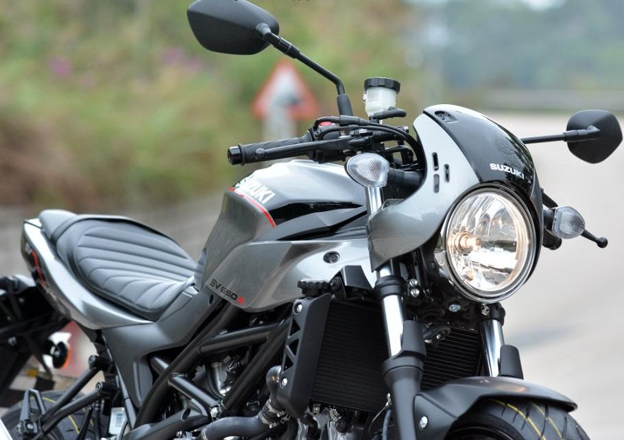 铃木2018款SV650X试驾复古V缸街跑