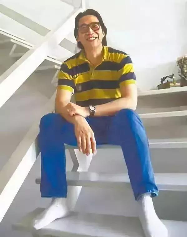 黄伟文和林夕一起写歌,林夕与黄伟文谁水平更高