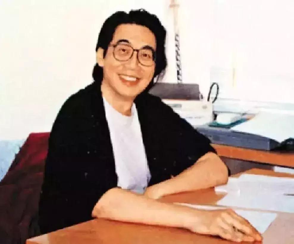 黄伟文和林夕一起写歌,林夕与黄伟文谁水平更高