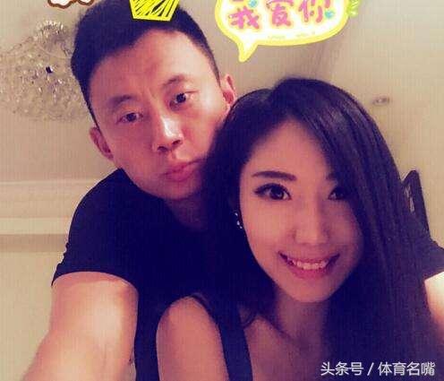 梅西c罗谁更受女性欢迎,c罗和梅西谁的老婆更低调
