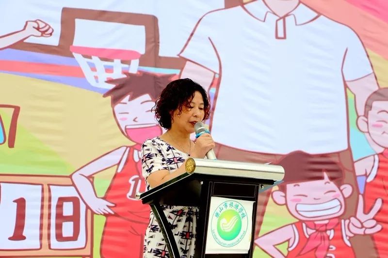 足球没有篮球精彩,足球没有篮球激烈