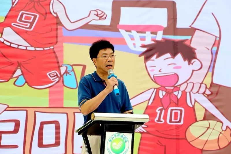 足球没有篮球精彩,足球没有篮球激烈