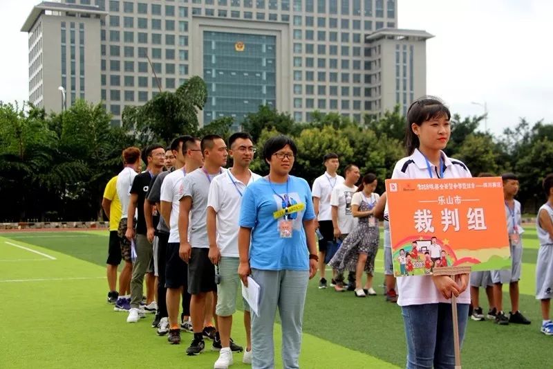 足球没有篮球精彩,足球没有篮球激烈