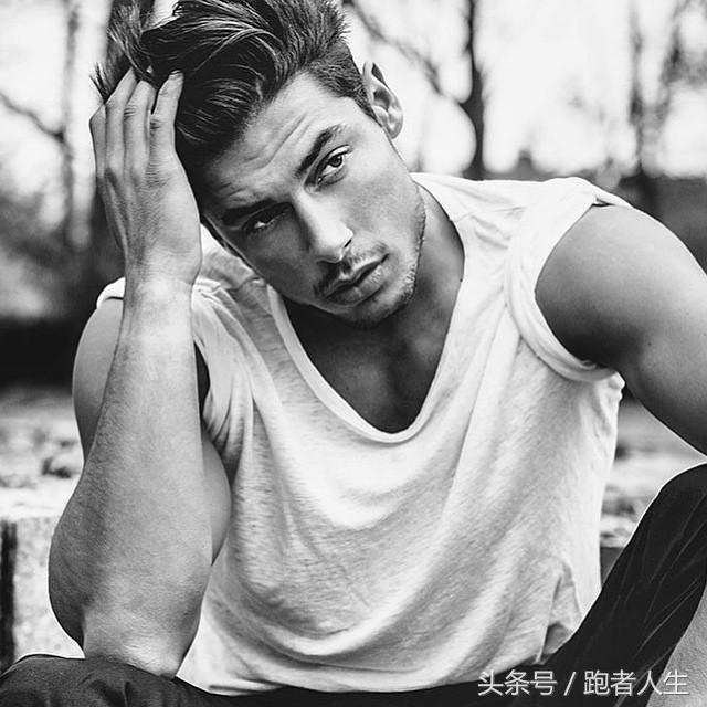 健身训练后浑身酸痛怎么办缓解呢,健身后大腿酸痛怎么快速缓解