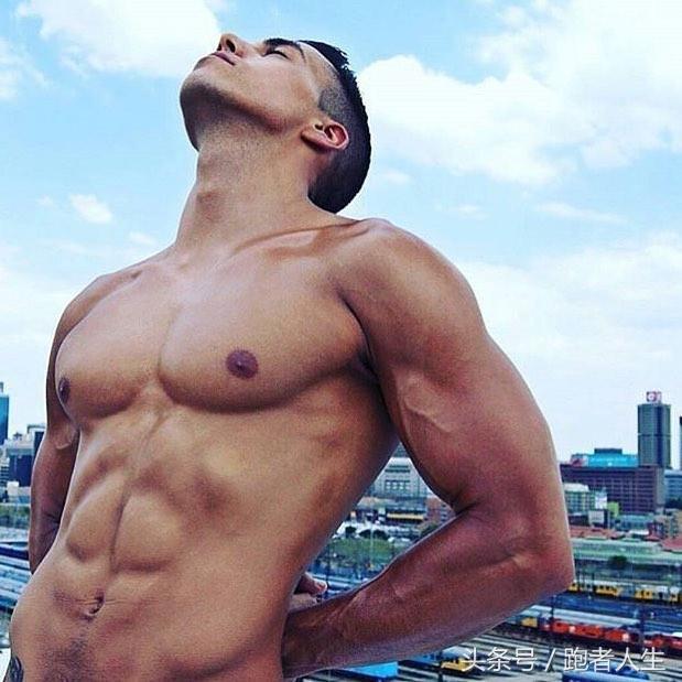 健身训练后浑身酸痛怎么办缓解呢,健身后大腿酸痛怎么快速缓解