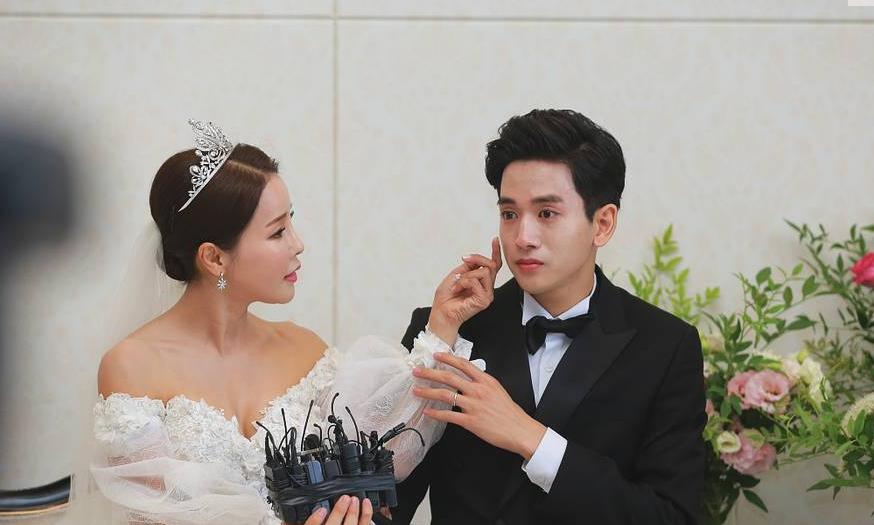 韩国米娜与老公综艺,米娜和她老公一起参加的综艺