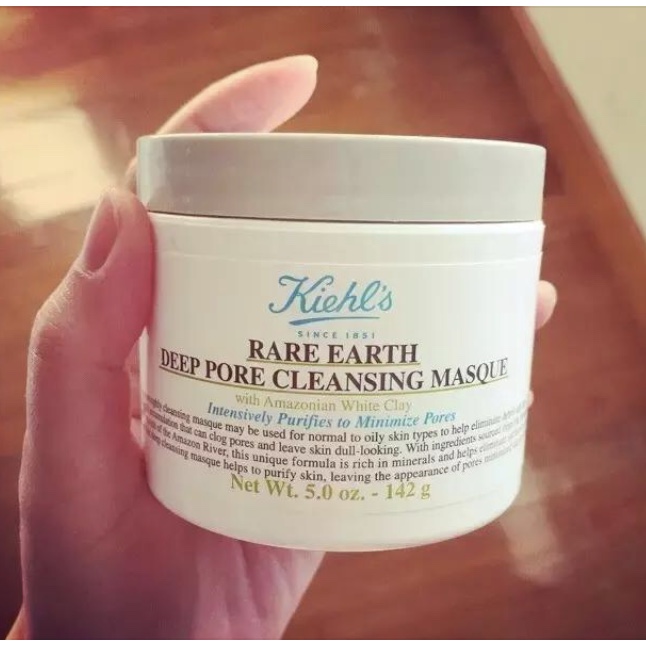 女生毛孔超级粗大,女生毛孔粗大用什么药膏