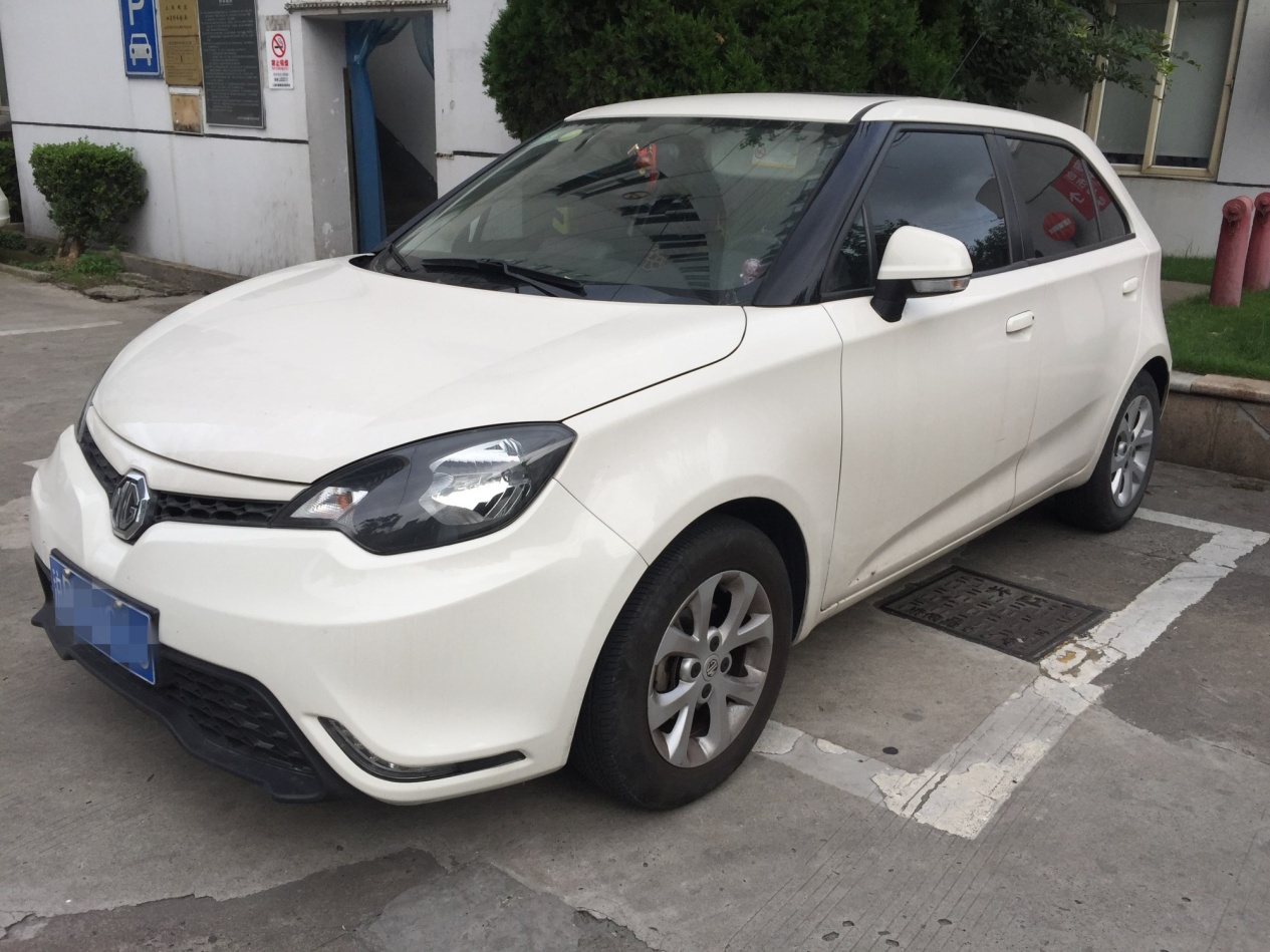 名爵3新款和老款,3万多新款名爵3