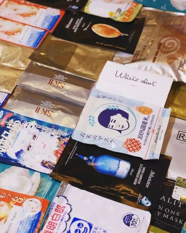 面膜买了一堆不知道能不能坚持用,买了这么多面膜什么时候用得完呀
