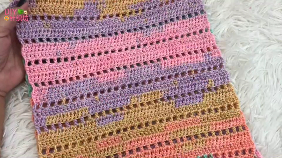 适合钩织宝宝冬季的背心材质,儿童彩虹马甲钩织教程女宝宝