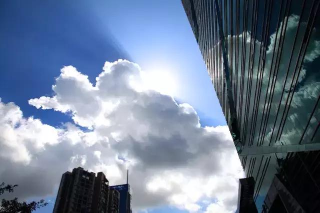 我叫深圳，这是我的个人简历，请查看！