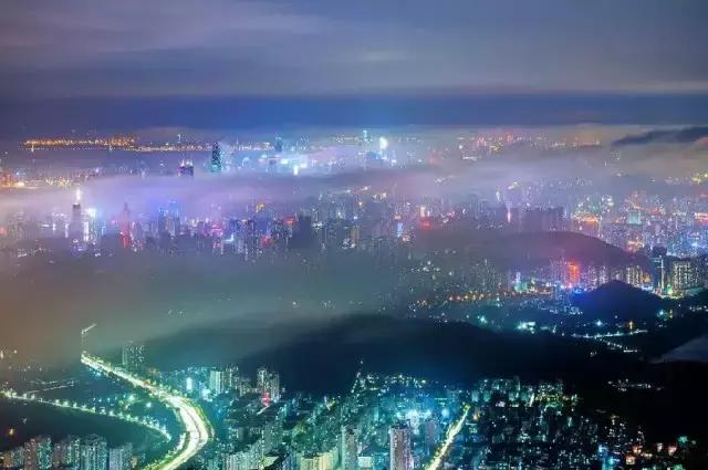 我叫深圳，这是我的个人简历，请查看！