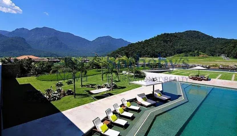 梅西c罗姆巴佩内马尔身价图,c罗内马尔梅西姆巴佩的豪宅