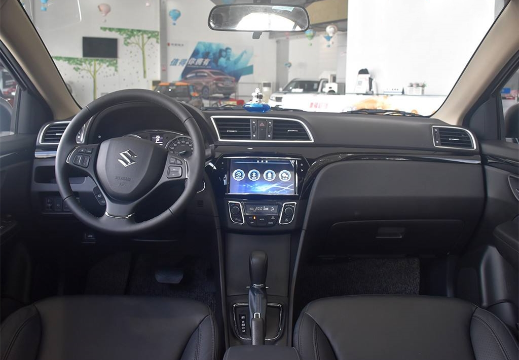 铃木启悦与丰田卡罗拉哪个好,铃木启悦优缺点