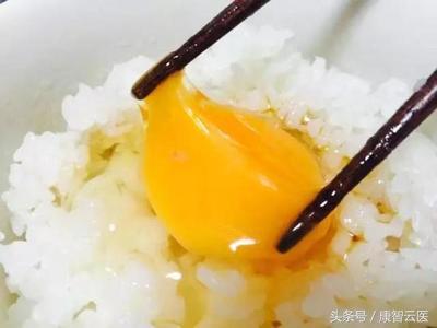 食用生鸡的危害,食用生鸡蛋有何不利之处