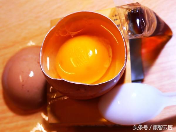 食用生鸡的危害,食用生鸡蛋有何不利之处