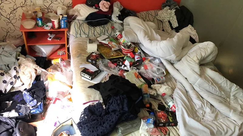 姑娘在杭州住酒店报警,女生长期住宾馆报警