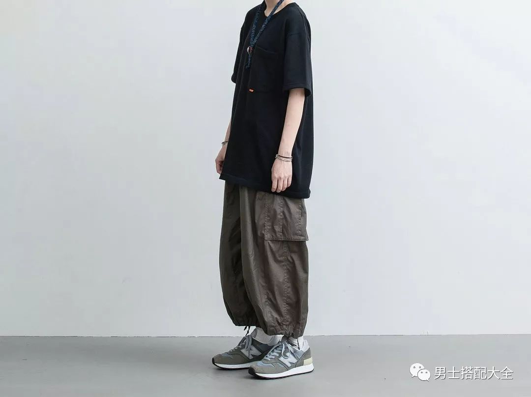 瘦瘦的男生怎么增肌,瘦瘦的男生怎么穿才好看