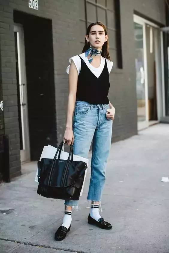 体恤的3种穿法,t恤搭配阔腿裤穿法