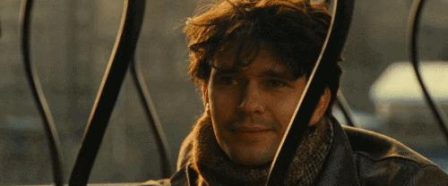 “转卖：婴鞋，全新”这些虐心的六字小说，有故事的人才读得懂丨夜听双语