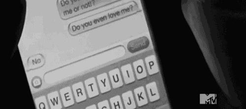 “转卖：婴鞋，全新”这些虐心的六字小说，有故事的人才读得懂丨夜听双语