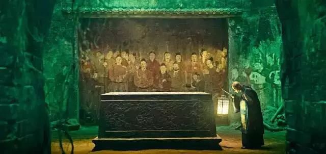 “转卖：婴鞋，全新”这些虐心的六字小说，有故事的人才读得懂丨夜听双语