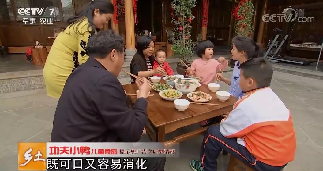 用臭油灯炖鸡拿陈年普洱茶煮饭:腾冲这些美味开启的是浓浓乡愁