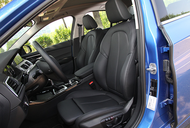 宝马118i时尚版2017款驾驶感,2018款宝马118i领先型车评