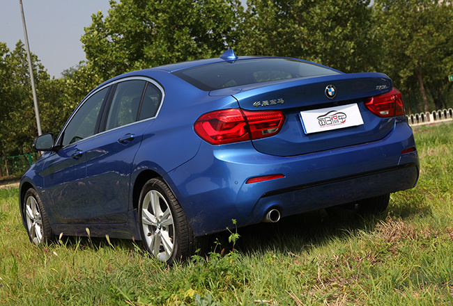 宝马118i时尚版2017款驾驶感,2018款宝马118i领先型车评