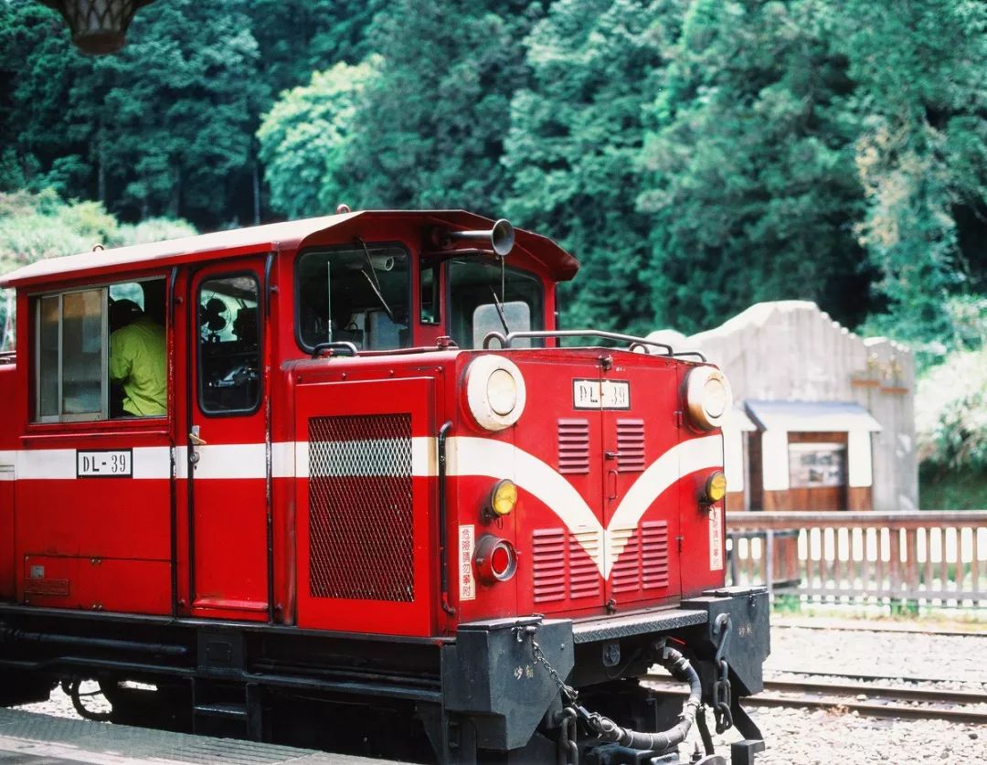 去台湾看看美景,在台湾街上走一走
