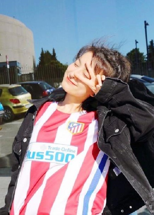 吴昕采访格里兹曼,吴昕微博晒图