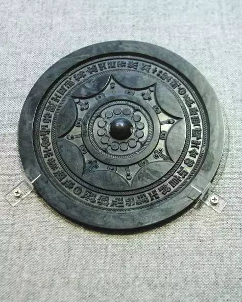 文房用具45种,文房器物100种