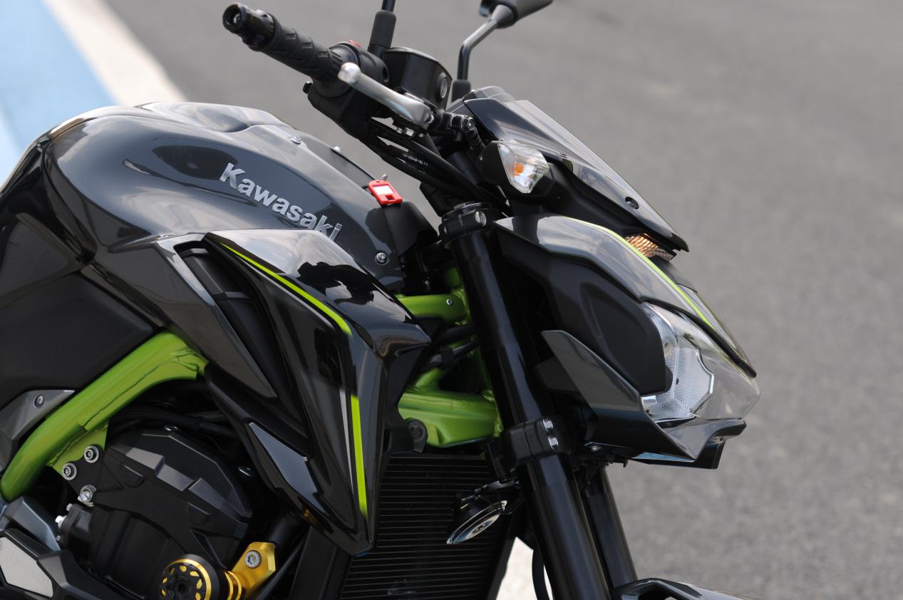 川崎z900有弯道abs吗,川崎z900拉爆