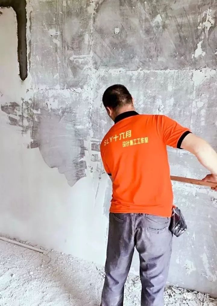 大面积墙面脱皮有效处理方法,墙面开裂脱皮轻松解决