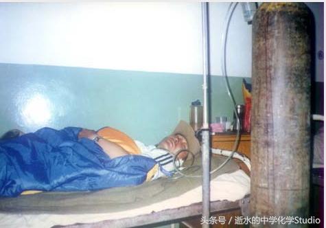 高中化学周边——*气光**简介；*气光**中毒怎么办？