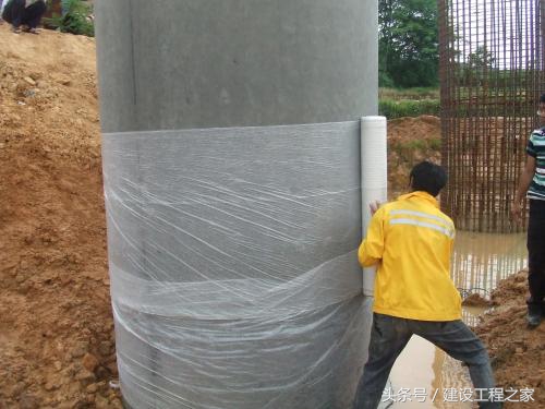 混凝土墙墩柱立面养护,混凝土墙柱养护方法